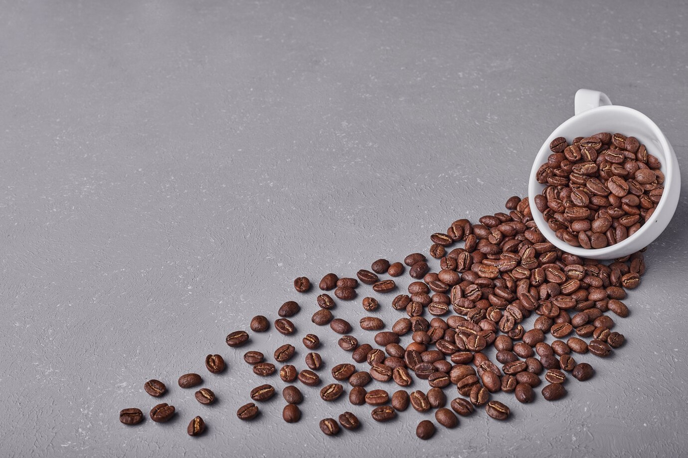How to Store Coffee Beans Like a Pro: 7 Expert Tips for Freshness and Flavor