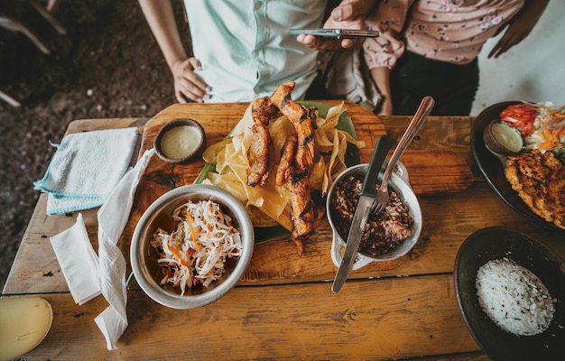 Engaging with Food Tours